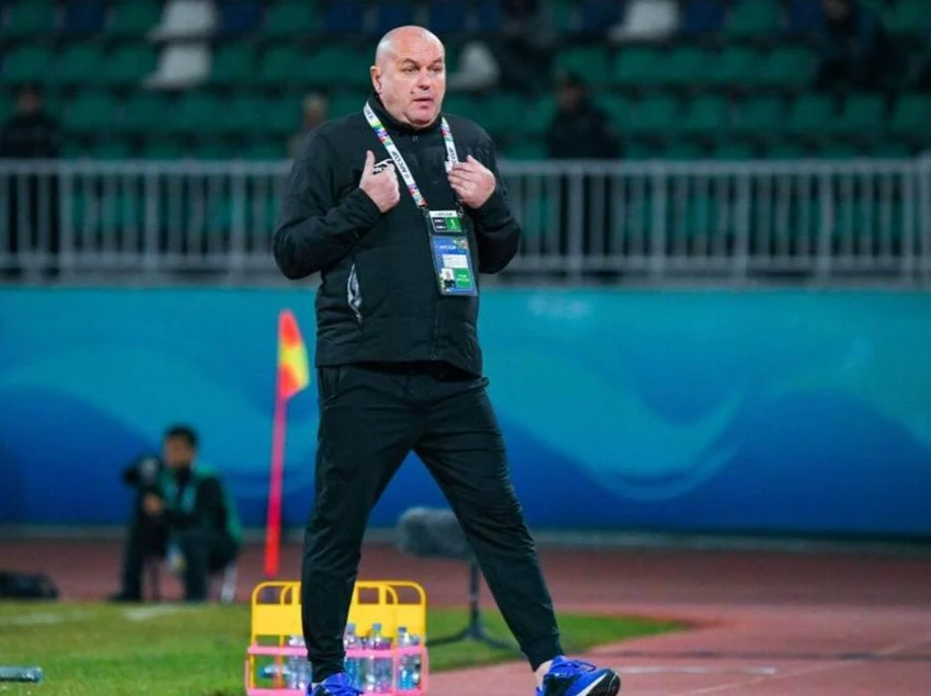 HLV Bojan Hodak quyết lấy cúp vàng AFC Cup qua một cuộc hành trình rất kỳ vĩ. Ảnh: AFC HLV Bojan Hodak quyết lấy cúp vàng AFC Cup qua một cuộc hành trình rất kỳ vĩ. Ảnh: AFC