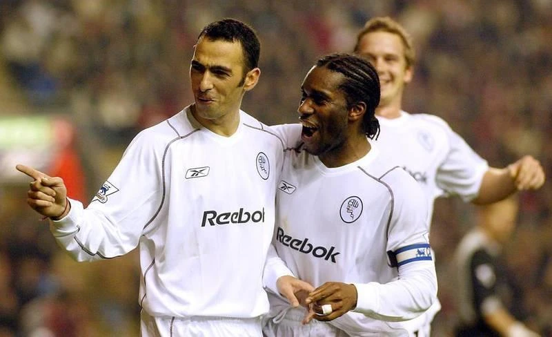Youri Djorkaeff-254 bàn (Grenoble 24, Strasbourg 25, Monaco 67, Paris Saint-Germain 19, Inter Milan 39, Kaiserslautern 18, Bolton Wanderers 21, Blackburn Rovers 0, Metro Stars 11, New York Red Bulls 2, Pháp 28). Nikolas Enelka- 224 bàn (Paris Saint-Germain 1, Arsenal 28, Real Madrid 7, PSG 18, Liverpool (cho mượn) 5, Manchester City 45, Fenerbahce 16, Bolton Wanderers 23, Chelsea 59, Shanghai Shenhua 4, Juventus (cho mượn) 0, West Bromwich Albion 2, Mumbai City 2, Pháp 14). Kylian Mbappe-213 bàn (Monaco 27, Paris Saint-Germain (cho mượn) 21, PSG 158, Pháp 24). Eric Cantona- 185 bàn (Auxerre 29, Martigues (cho mượn) 4, Marseille 14, Bordeaux (cho mượn) 8, Montpellier (cho mượn) 14, Nimes 2, Leeds United 14, Manchester United 82, Pháp 20). Zinedine Zidane - 156 bàn - (Cannes 6, Bordeaux 39, Juventus 31, Real Madrid 49, Pháp 31).