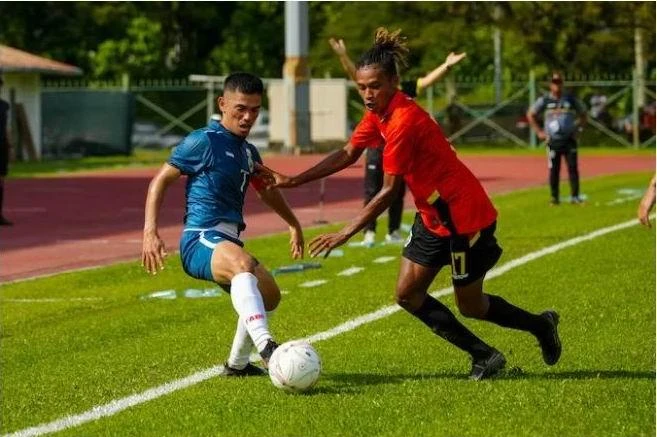 Đông Timor (áo đỏ) thắng 1-0 lượt về, không đủ để ngược dòng thành công. Ảnh: AFF Đông Timor (áo đỏ) thắng 1-0 lượt về, không đủ để ngược dòng thành công. Ảnh: AFF