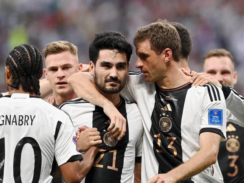 Gundogan (21) mở điểm cho Đức từ chấm 11 phút 31. Ảnh: Getty Gundogan (21) mở điểm cho Đức từ chấm 11 phút 31. Ảnh: Getty