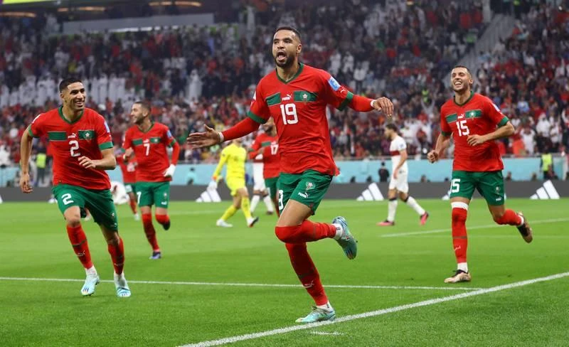 Bốn năm sau Youssef En Nesyri (19) "đòi nợ" cho Morocco. Ảnh: Getty