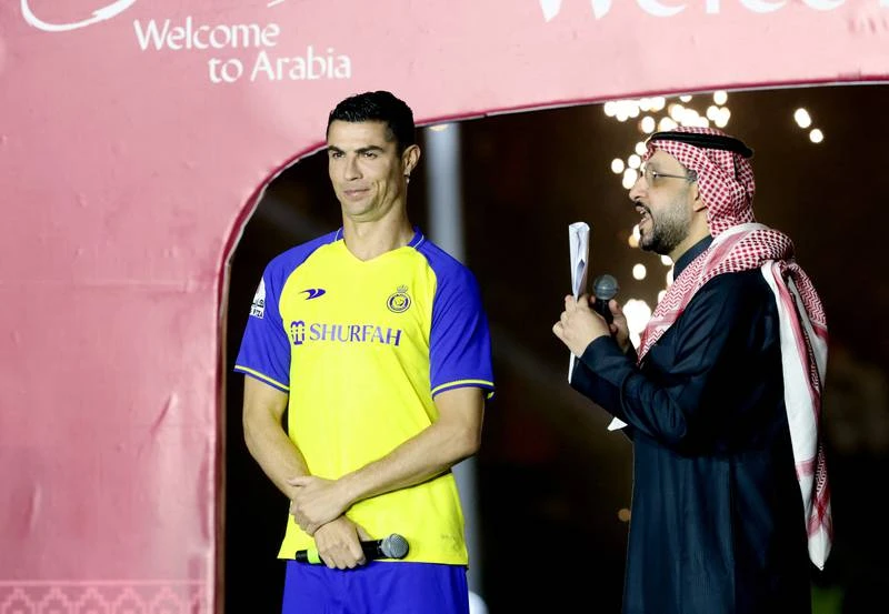 Ronaldo nói về “nghi án” đi lòng vòng rồi quay về Anh ảnh 5 Ronaldo nói về “nghi án” đi lòng vòng rồi quay về Anh ảnh 5