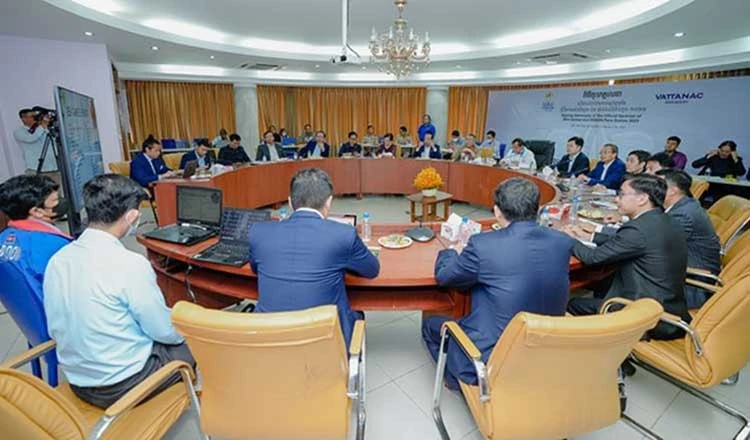 Ban tổ chức chủ nhà SEA Games 32 họp bàn và đưa ra những quyết định táo bạo làm "trố mắt" nhiều quốc gia Đông Nam Á. Ảnh: K.T Ban tổ chức chủ nhà SEA Games 32 họp bàn và đưa ra những quyết định táo bạo làm "trố mắt" nhiều quốc gia Đông Nam Á. Ảnh: K.T