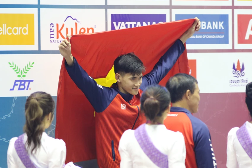 Tại các nhà thi đấu quốc ca và quốc kỳ VN vẫn vang lên liên tục. Ảnh: ANH PHƯƠNG Tại các nhà thi đấu quốc ca và quốc kỳ VN vẫn vang lên liên tục. Ảnh: ANH PHƯƠNG