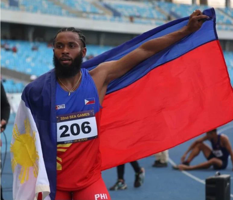 ...Nhưng Philippines cũng có "ông vua" Eric Cray 400m rào không có đối thủ ở SEA Games 32. Ảnh: CTP ...Nhưng Philippines cũng có "ông vua" Eric Cray 400m rào không có đối thủ ở SEA Games 32. Ảnh: CTP