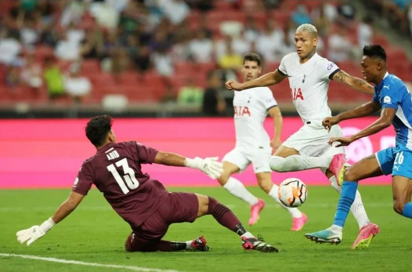 Richarlison có cú hai trick. Ảnh: AFP Richarlison có cú hai trick. Ảnh: AFP