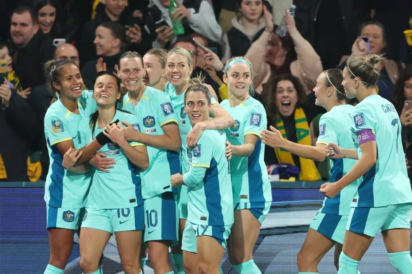 Úc đã lấy lại tinh thần sau trận thắng Canada 4-0. Ảnh: HTM Úc đã lấy lại tinh thần sau trận thắng Canada 4-0. Ảnh: HTM