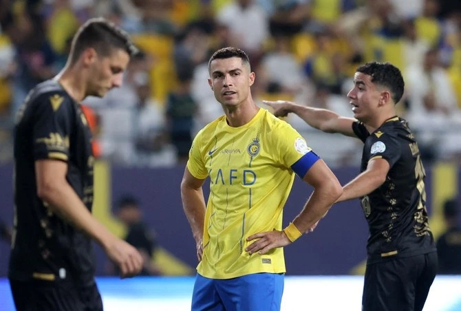 Al Nassr nơi Ronaldo đầu quân có cùng giới chủ với Al Ahly là PIF. Ảnh: A.N