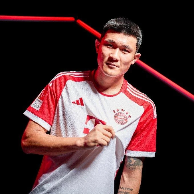 Kim Min-Jae vượt Son Heung-min.jpg