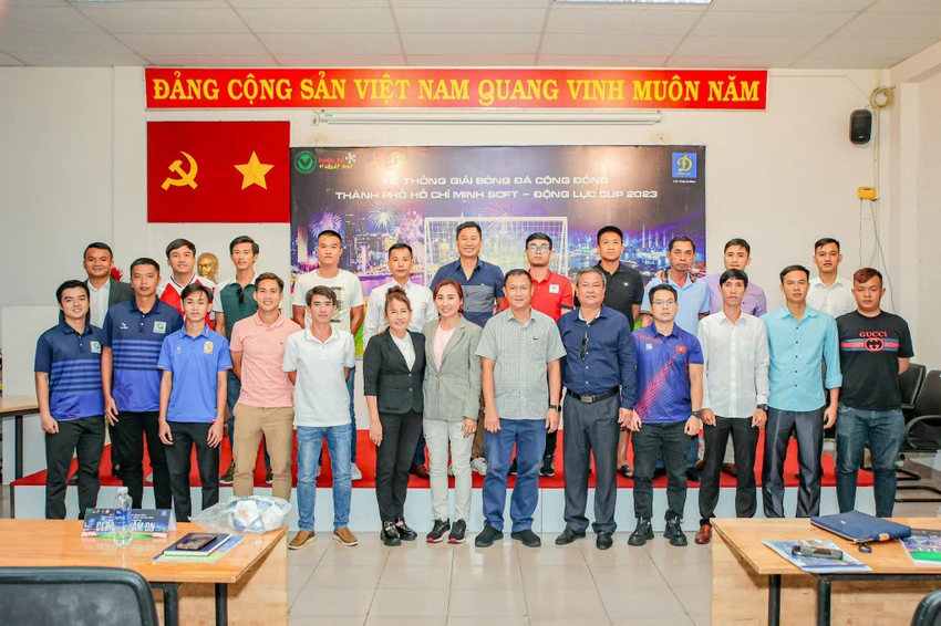 bong-da-phui.jpg