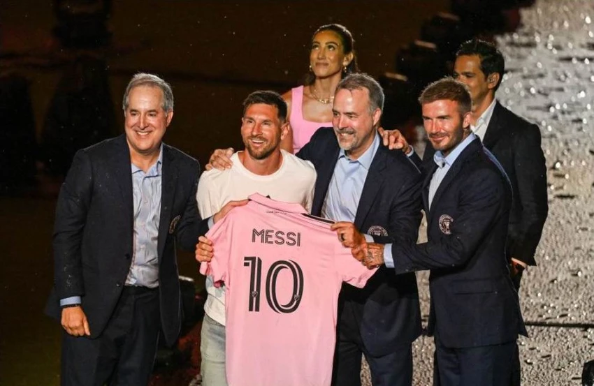Beckham-Messi.jpg