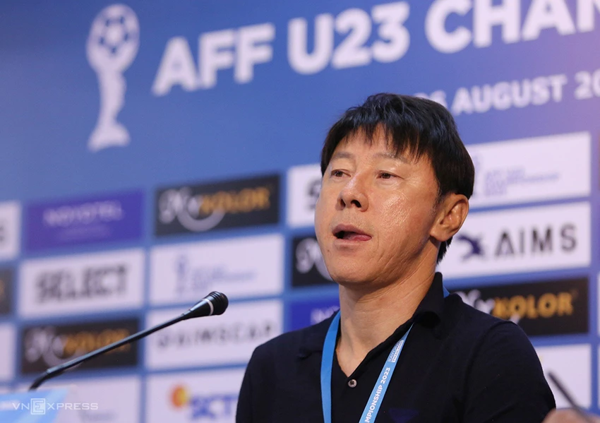 Shin Tae-yong.jpg