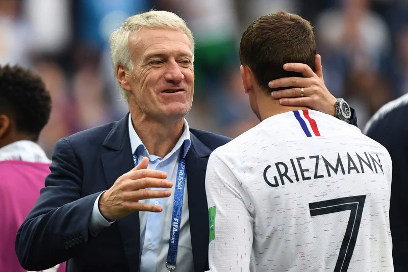 Antoine-Griezmann-chia-tay-tuyen-Phap-2.jpg