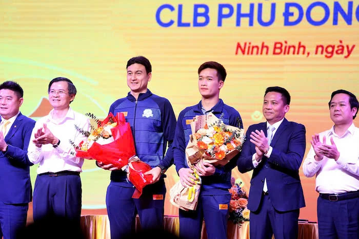 Tien-dao-Kiatisak-Hoang-Duc-Lam.jpg