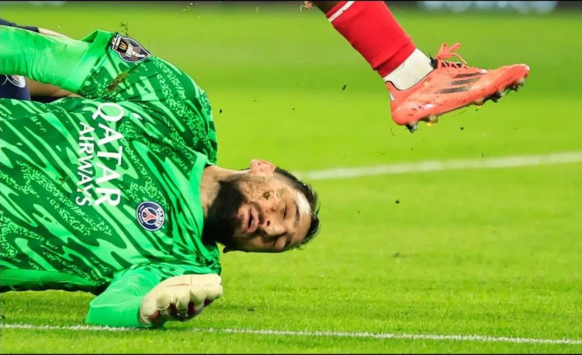 Cau- thu-xuat-sac-Donnarumma.jpg