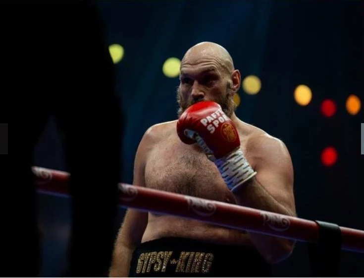 tai-dau-usyk-tyson-01-540.jpg