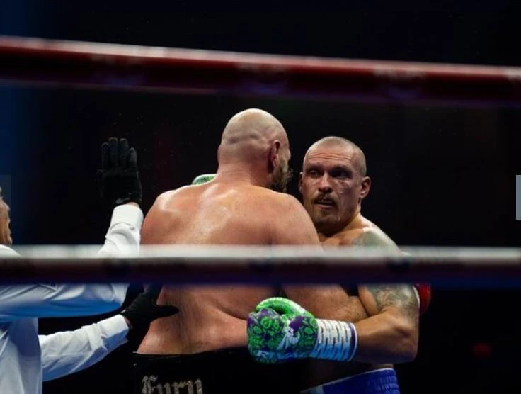 tai-dau-usyk-tyson-04-9506.jpg