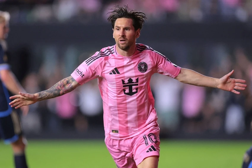 Ve- si-Messi-1.jpg