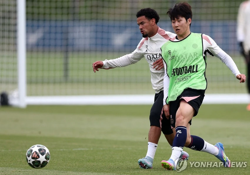 Lee-Kang- in-1.jpg
