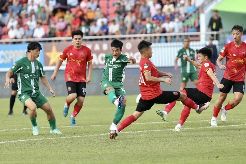 Nguyen- Cong-Phuong- Phi- Son-3.jpg