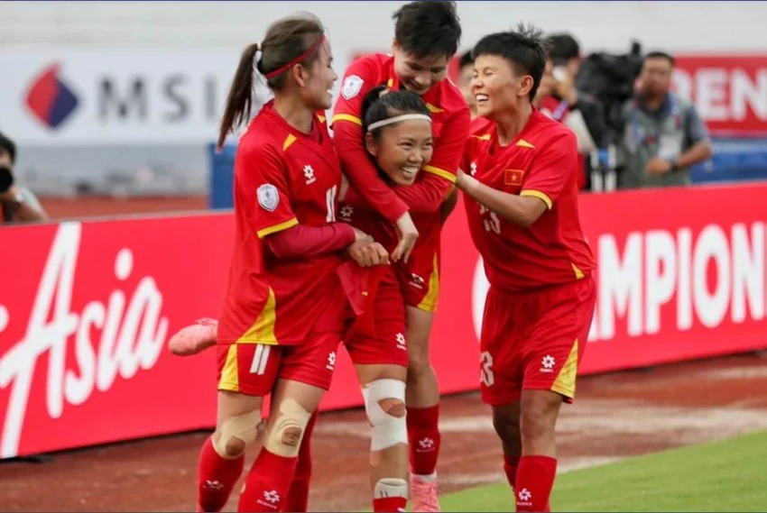 Tuyen- Viet-Nam.jpg