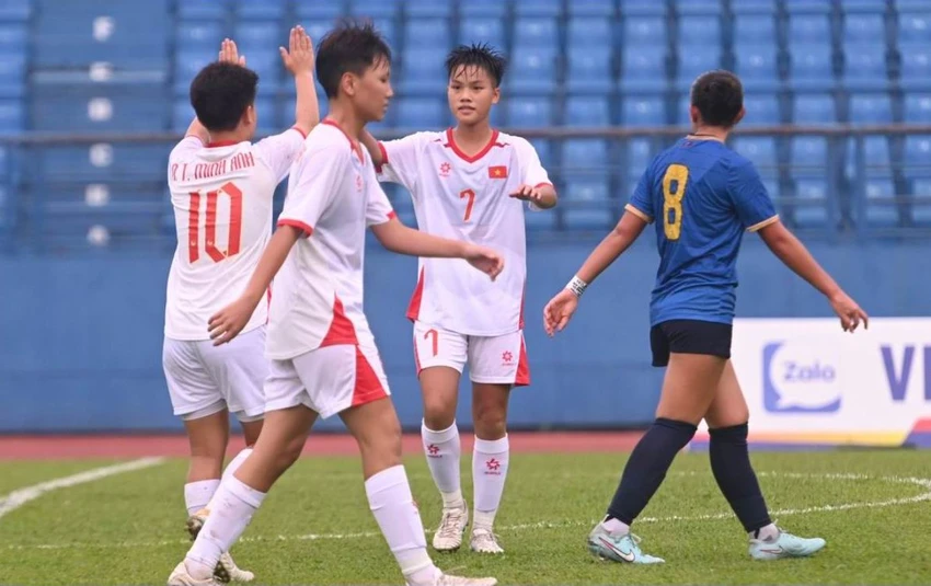 U-17 Việt Nam là một trong 5 đội nhất bảng vòng loại châu Á