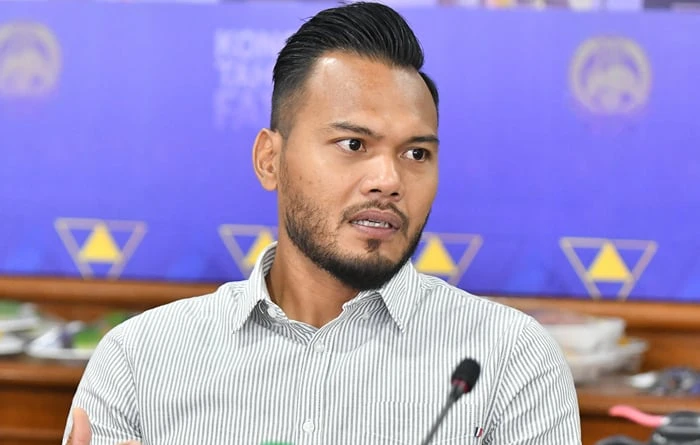 Cuu- Danh-thu-.jpg