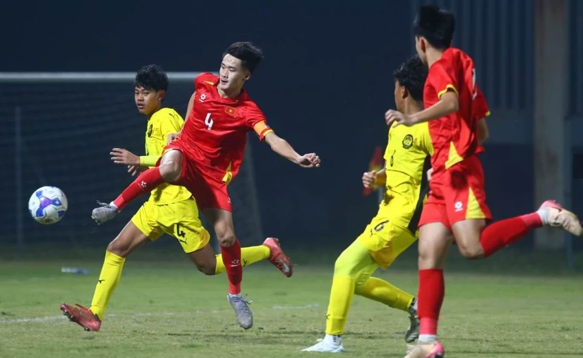 Chuyen- U-17- Viet- Nam.jpg