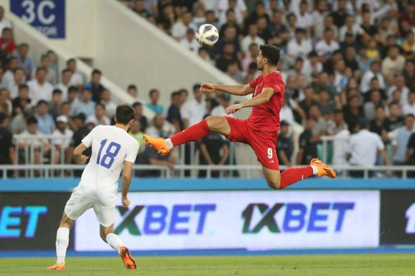 Iran-gui-tin-hieu-1.jpg