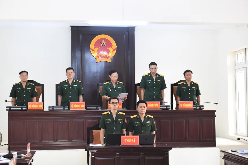 HĐXX tuyên án. Ảnh: CTV HĐXX tuyên án. Ảnh: CTV