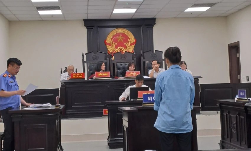 Bị cáo tại phiên tòa. Ảnh: BT Bị cáo tại phiên tòa. Ảnh: BT