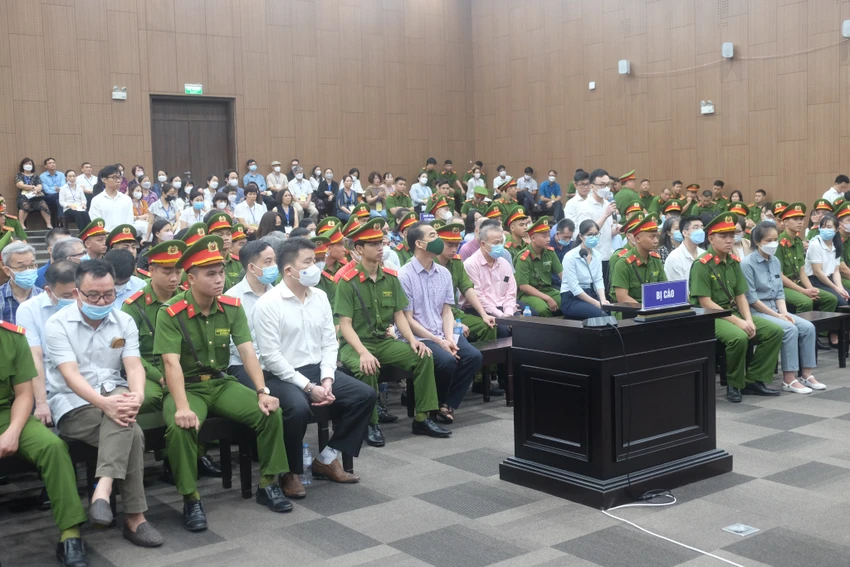 Các bị cáo tại phiên tòa. Ảnh: CTV Các bị cáo tại phiên tòa. Ảnh: CTV