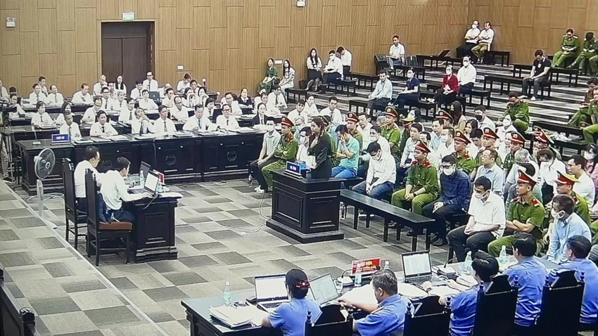 Các bị cáo trong phiên tòa