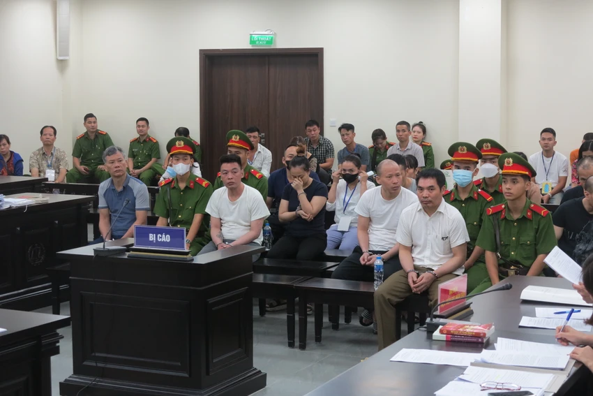 Các bị cáo tại phiên tòa. Ảnh: CTV Các bị cáo tại phiên tòa. Ảnh: CTV