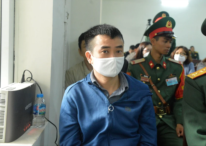 Việt Á