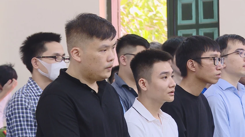 tòa án quận Nam Từ Liêm Thành đánh bạc nghìn tỉ.jpg