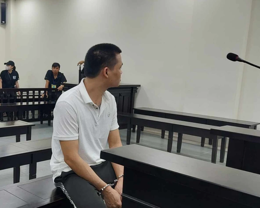 lái xe đâm 'tình địch'