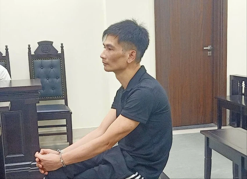 cựu công an giảng viên.jpg