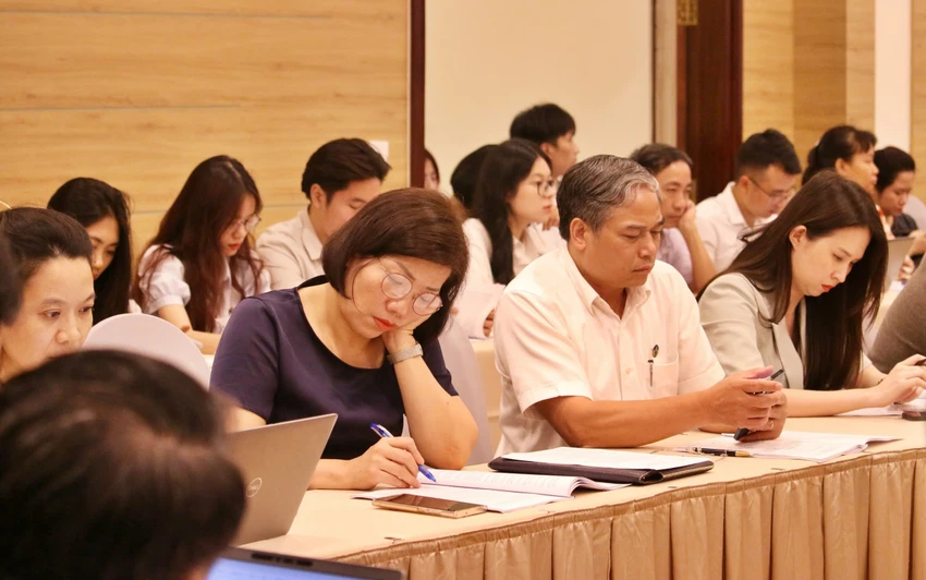 luật sư công 1.jpg