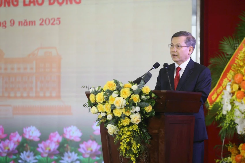 Lê Minh Trí.jpg