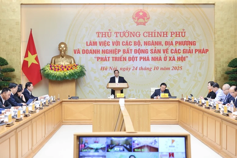 toàn cảnh hội nghị.jpg