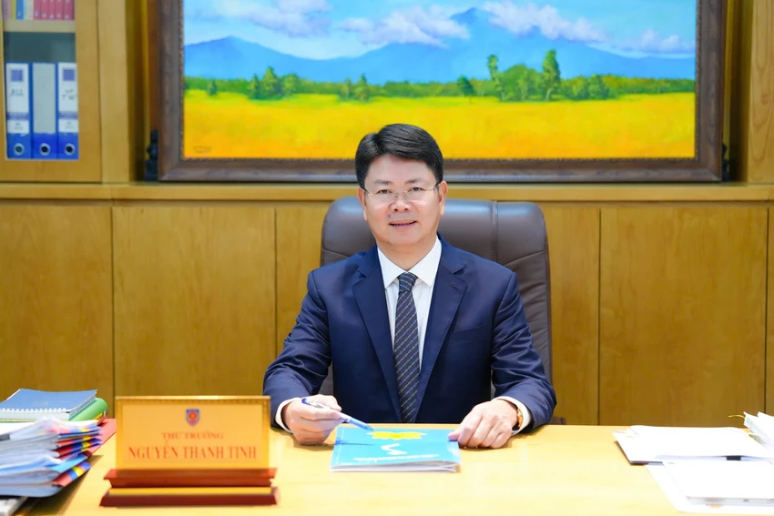 Thứ trưởng Nguyễn Thanh Tịnh cắt giảm thủ tục hành chính.jpg