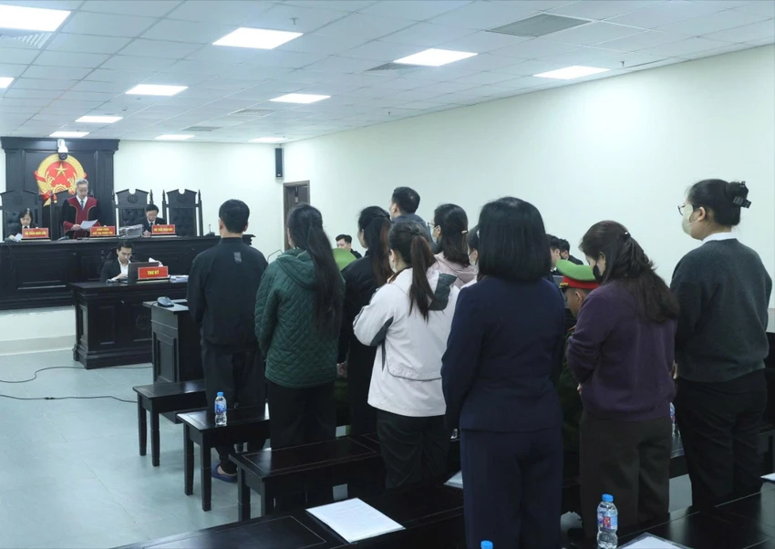 buôn lậu vàng HĐXX.jpg