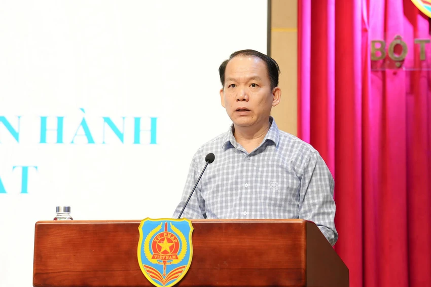 BỘ tư pháp Hoàng Thanh Tùng.jpg
