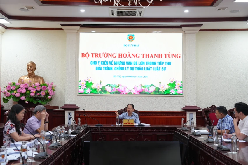 Luật luật sư sửa đổi.JPG