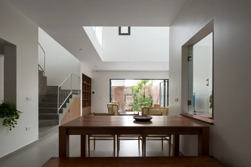 T-house-khoang-trong-tinh-lang-8