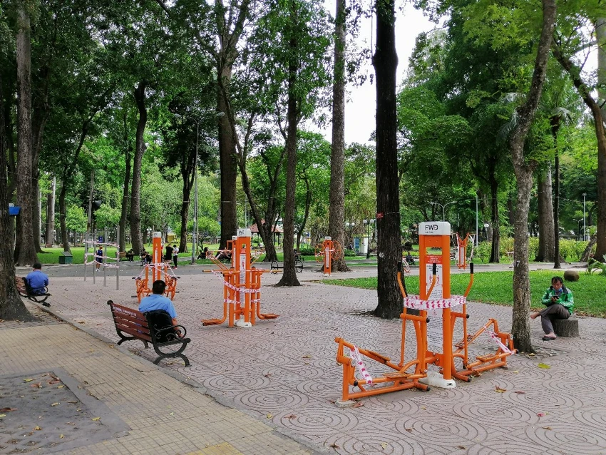 ngung-hoat-dong-cong-vien-COVID19-12