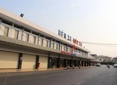 Nhiều hãng xe ngưng hoạt động trước giờ G