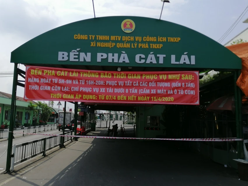 nguoi-dan-quay-dau-pha-cat-lai-14