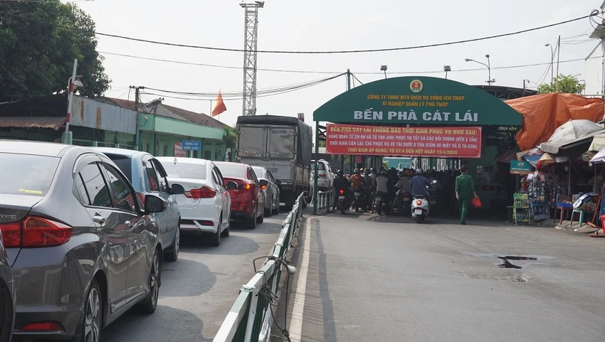 nguoi-dan-quay-dau-pha-cat-lai-5
